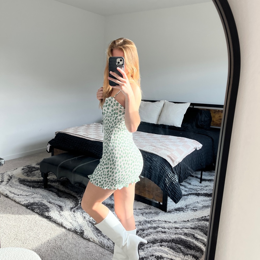 Princess Polly scrunch dress!